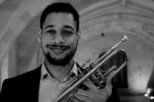 Michaël KUAKUVI Michaël KUAKUVI